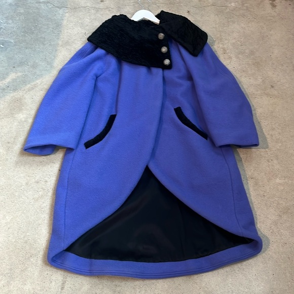 Todoruk Periwinkle Faux-Fur-Collar Wool Coat - Picture 1 of 11